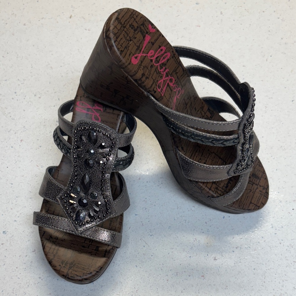 Jellypop Women's Metallic Wedge Sandals